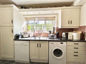 Photo 25- click for photo gallery